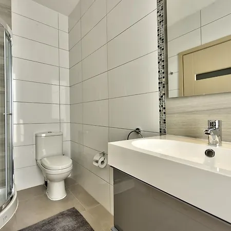 公寓 Superb Penthouse With Views & Terrace 纳克萨